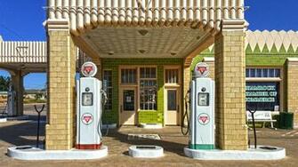 Conoco Gas Station Shamrock Tx Photo Image North America