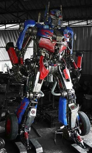 Bigger Transformers Live Wallpaper For Android Screenshot