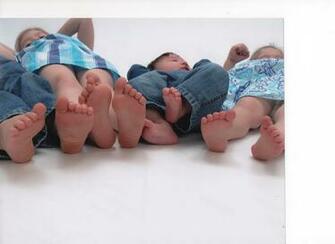 Little Kids Feet Image Pictures Becuo