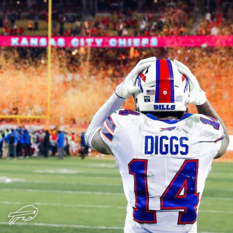 Espn On Instagram This Photo Of Diggs Watching The Chiefs