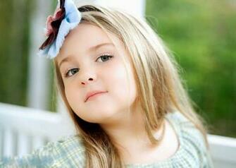Cute Baby Girls Wallpaper HD Pictures One