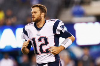 Tom Brady Didn T Like To See Logan Mankins Go The Boston Globe