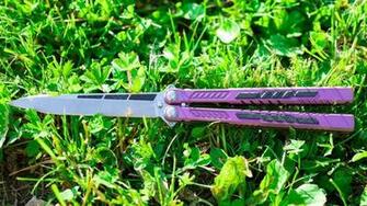 Wallpaper Anyone Balisong