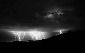 Lightning Widescreen Wallpaper