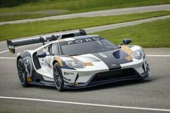 Ford Gt Mark Ii Is Too Crazy Fast For Ordinary Roads Pricey
