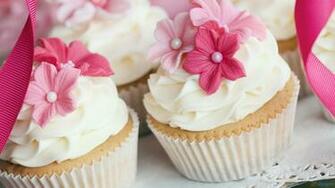 Wedding Pink Cupcakes Wallpaper