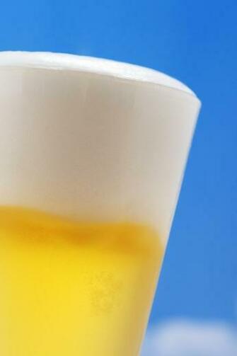 Ice Cold Beer iPhone Wallpaper