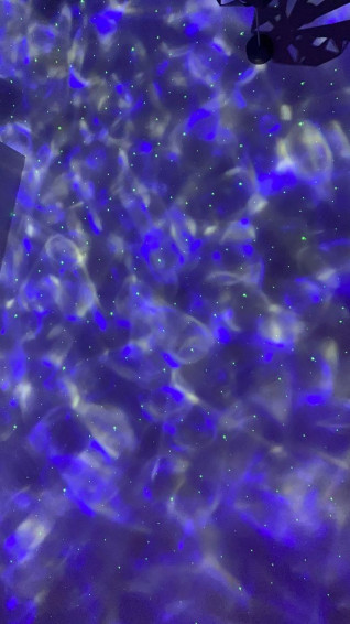 Amealia Rivondello On Aura Wallpaper
