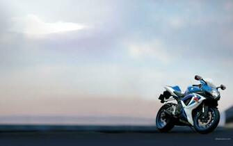 Suzuki Raider HD Background Wallpaper