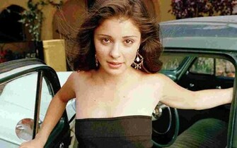 Shiri Appleby Wallpaper Celebrities Girls