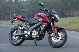 New Bajaj Pulsar 200ns Front Quarter