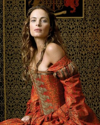Gabrielle Anwar Wallpaper