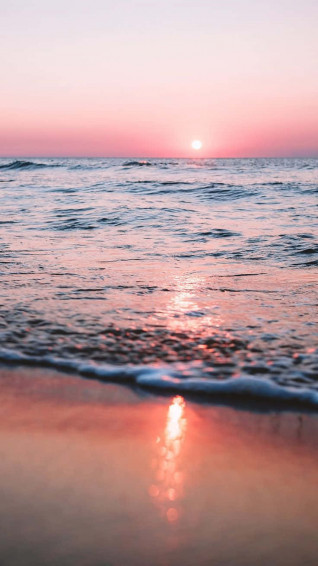 Preppy Vibes For The Summer Wallpaper