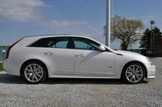 Cadillac Cts Sport Wagon Pictures Information And Specs
