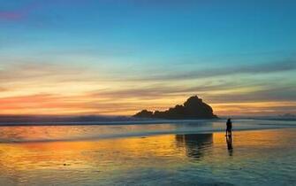 Beach Sunset Romantic Wallpaper