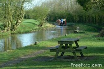 Of The Montgomery Canal Near Welshpool Powys Wales Pictures