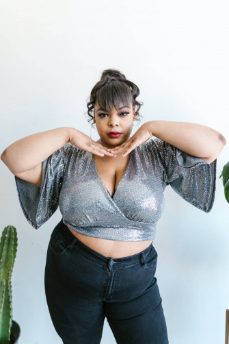 Top Fat Black Woman Wallpaper Full HD 4k To Use