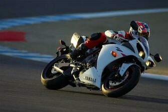 Fast Havey Bikes Yamaha R1 Wallpaper