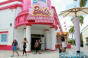 Barbie Dream House Pictures Widescreen HD Wallpaper