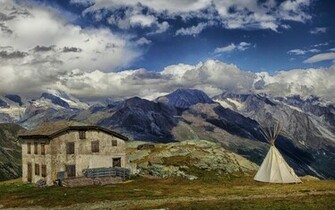 Alps Wallpaper