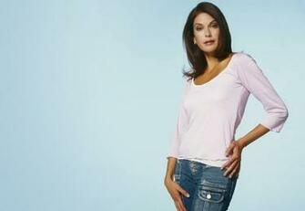 Teri Hatcher HD Wallpaper New