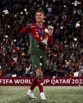 Ronaldo With The World Cup Trophy Cristiano