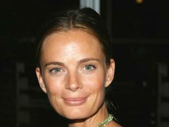 Gabrielle Anwar HD Wallpaper