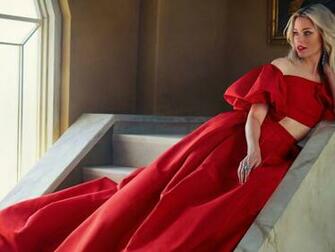 Elizabeth Banks Vanity Fair 4k Wallpaper HD