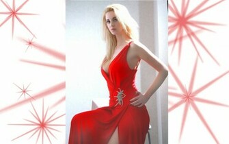 Pretty In Red Wallpaper