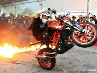 Bike Stunting Bikes Stunt Wallpaper HD Duke