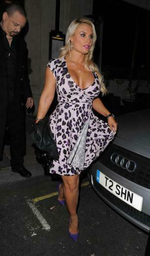 Nicole Coco Austin Sexy Pics Gallery