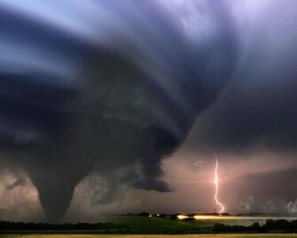 Wallpaper Id Super Cell Lightning Resolution Px