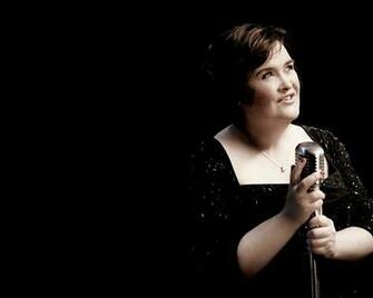 Wallpaper Susan Boyle Microphone Dress Light