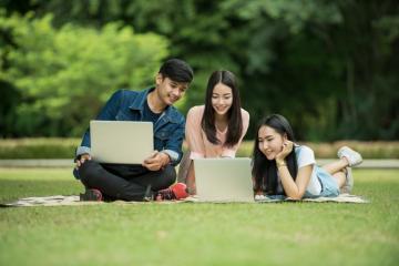 College Life Asian Student Wallpaper Teahub Io