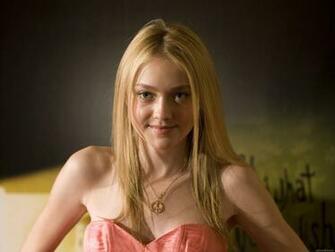HD Wallpaper Dakota Fanning X Kb Jpeg