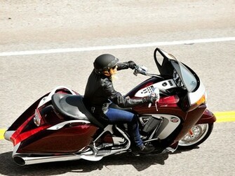 Motorcycle Girls Wallpaper Victory Vision Street