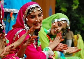Punjabi Jatt86 Girls Wallpaper Image