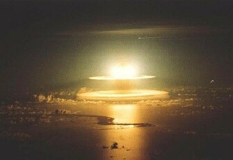 Picture Gallery Nuclear Explosion HD Wallpaper