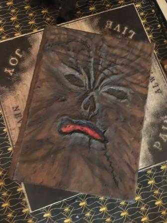 Ash Vs Evil Dead Necronomicon Replica Limited Hidden Compartment