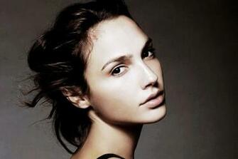 Gal Gadot Wallpaper