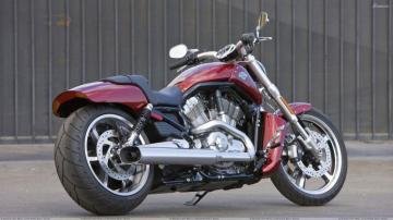 Harley Davidson Vrscf V Rod Muscle In Red Back Side