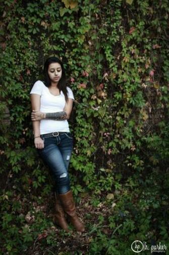 Ivy Background H Parker Photography
