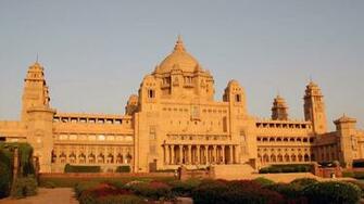 Palaces Castles