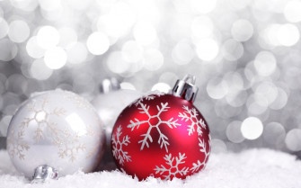 Christmas Balls Wallpaper