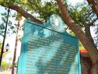 Beach Park Blvd Venice Fl Mls A4441235