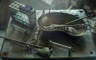 Tools Medical Wallpaper Background