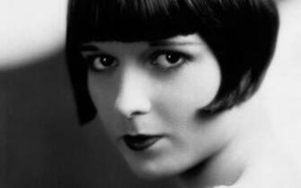Louise Widescreen Wallpaper Brooks