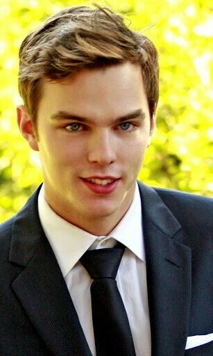 Bigger Nicholas Hoult Wallpaper HD For Android Screenshot