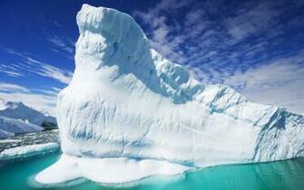 HD Iceberg Wallpaper