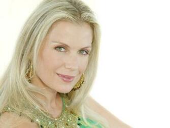 Katherine Kelly Lang Wallpaper HD Background Kathe